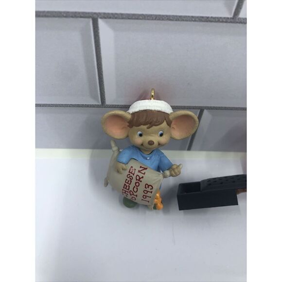 Popping Good Times`1993..Mice Popping Popcorn For The Tree-2 Hallmark Ornaments - Picture 4 of 8